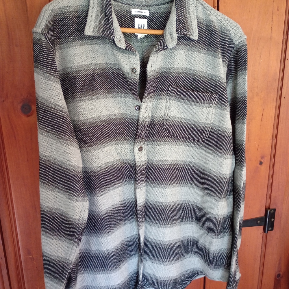 GAP Gray and Black Striped Casual Button Down Flannel Shirt